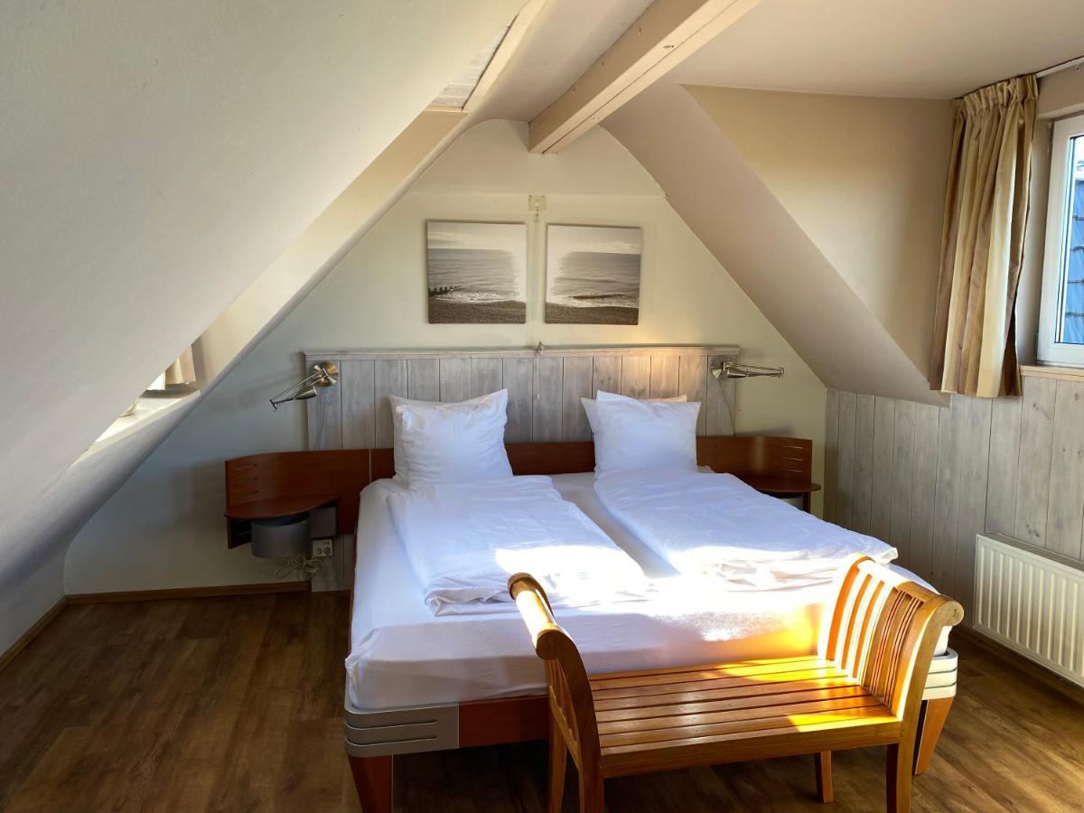 T Huuske Tuinappartement Met Fantastisch Uitzicht, Nabij Zee 宗讷迈勒 外观 照片
